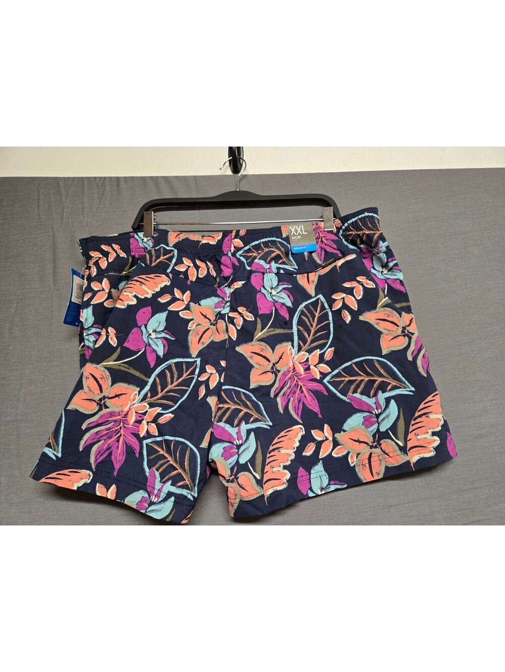Columbia PFG Womens Navy Floral Omni Shield Shorts XXL